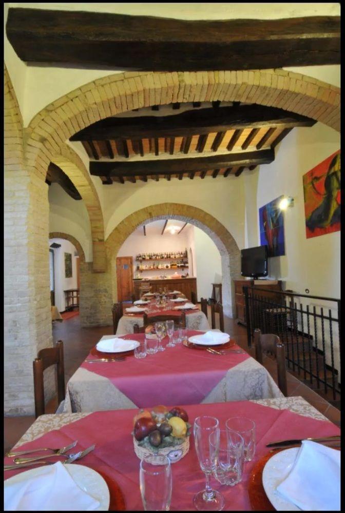 Agriturismo La Ginestrella Civitella D'Arna Экстерьер фото