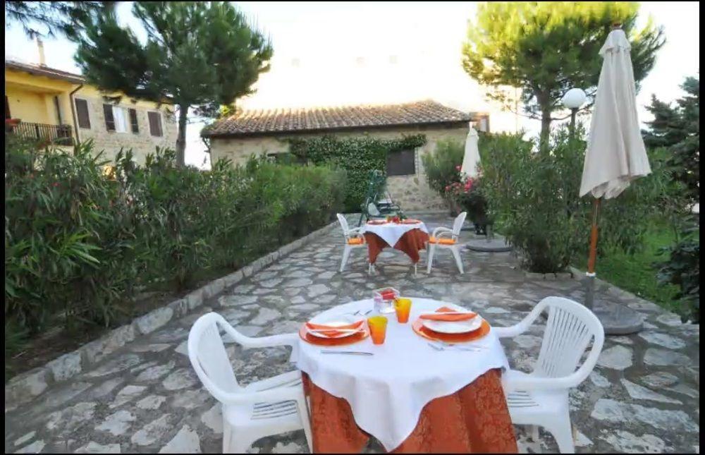 Agriturismo La Ginestrella Civitella D'Arna Экстерьер фото