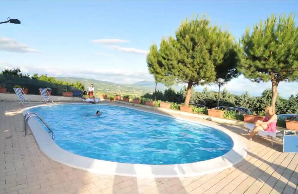 Agriturismo La Ginestrella Civitella D'Arna Экстерьер фото