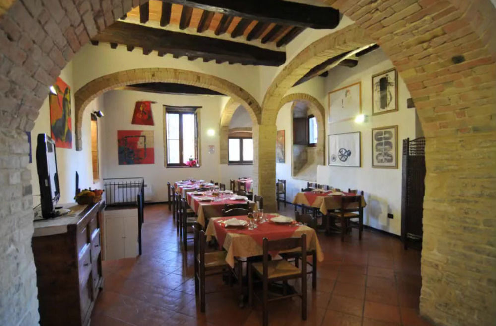 Agriturismo La Ginestrella Civitella D'Arna Экстерьер фото