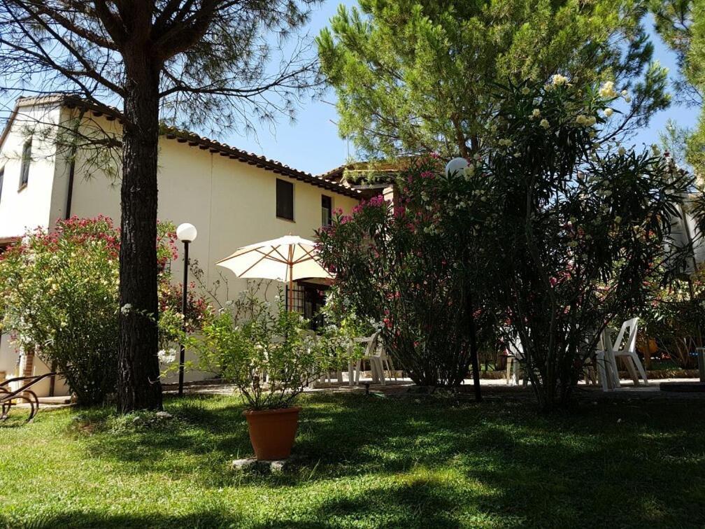 Agriturismo La Ginestrella Civitella D'Arna Экстерьер фото